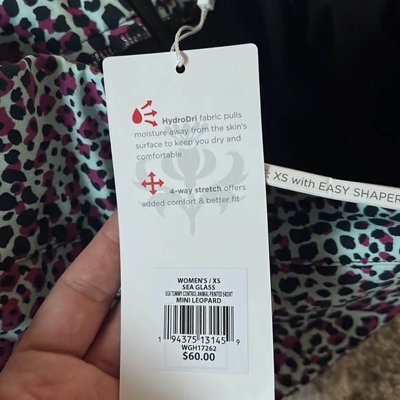 Lady Hagen Women's Sea Animal Golf Skort With Easy Shaper - Picture 7 of 10